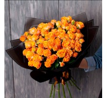 11 Кустовых Оранжевых Роз (50 см.)