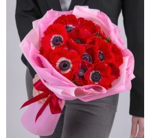 15 Красных Анемонов