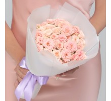 15 Кустовых Розовых Роз (30 см.)
