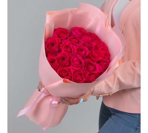 17 Малиновых Роз (40 см.)