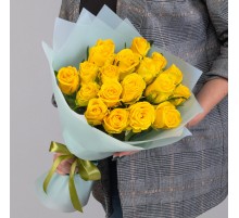 19 Желтых Роз (50 см.)