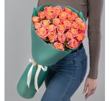 25 Коралловых Роз (70 см.)