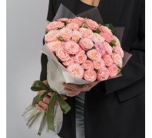 25 Кустовых Пионовидных Персиковых Роз (40 см.)