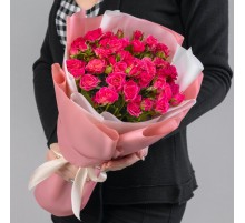 25 Кустовых Ярко-Розовых Роз (40 см.)