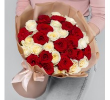 29 Красно-Белых Роз (40 см.)