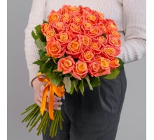 35 Коралловых Роз (50 см.)