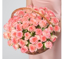 Букет 51 Роза Джумилия в корзине