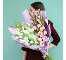 9 Белых и Розовых Гладиолусов
