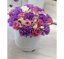 Букет 11 Фиолетовых Гвоздик в коробке