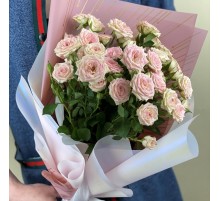 7 Кустовых Нежно-Розовых Роз (50 см.)