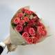 Моно букет из кустовых роз, 7 веточек в оформлении