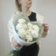 Моно букет из 11 гвоздичек